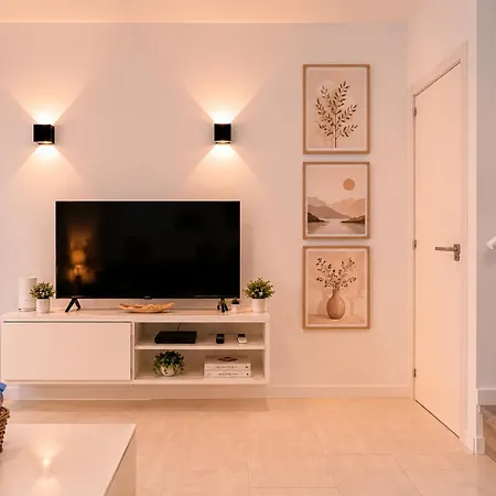 Modern Duplex With Pool And Private Terrace Appartamento